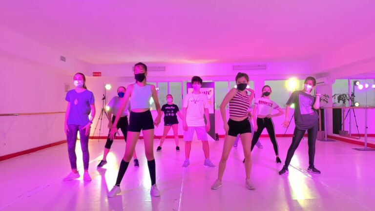 Guía para encontrar academias de baile moderno en Pinto